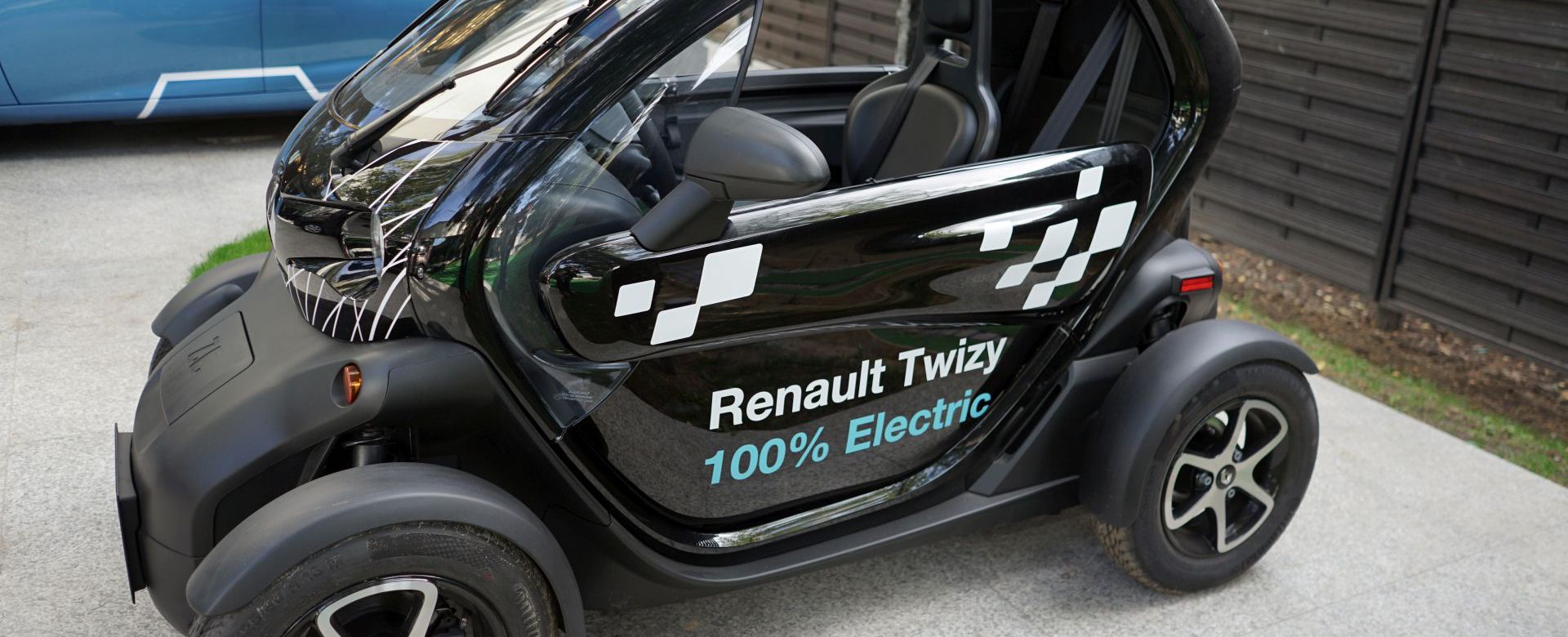 title_690128ef216798506384481761683695